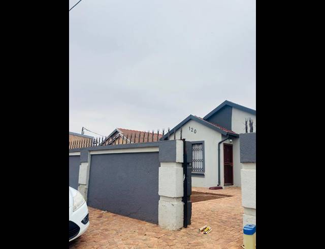 3 BEDROOM PROPERTY TO RENT IN VOSLOORUS EXT 6